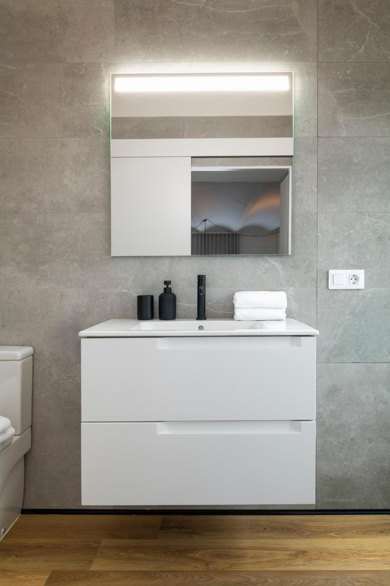 Apartamento Tranquilo Acogedor Y Centrico 2beds & 2bath